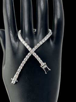 5 Ctw lab-grown diamond tennis bracelet in 14k white gold