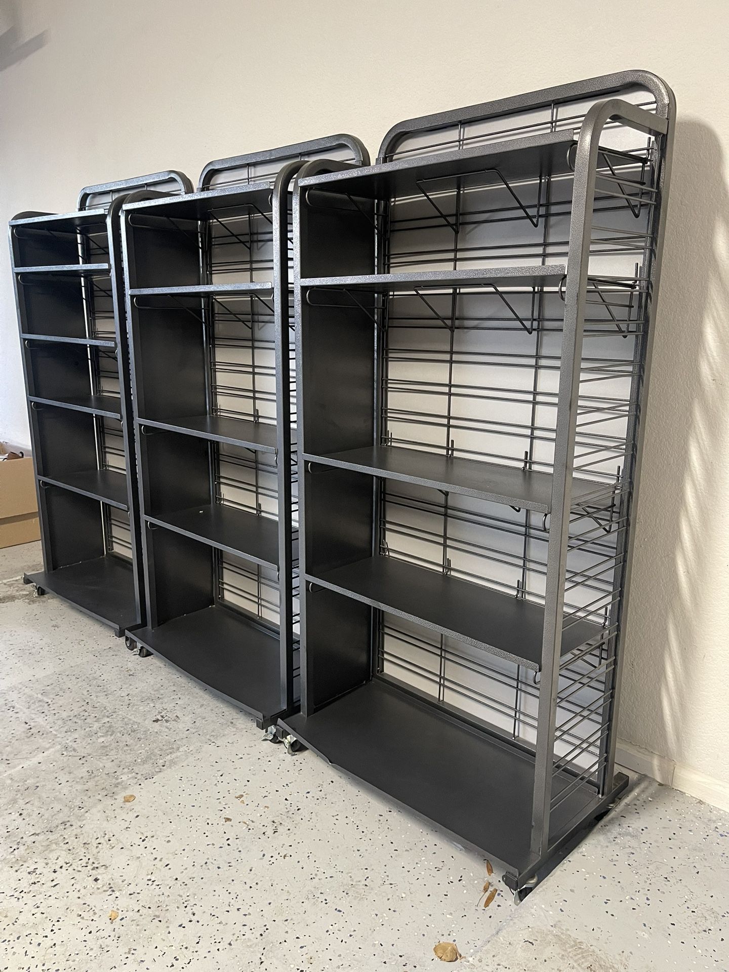 Metal Display Shelves for Sale in San Tan Valley, AZ OfferUp