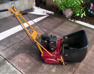 Reel mower/McLane