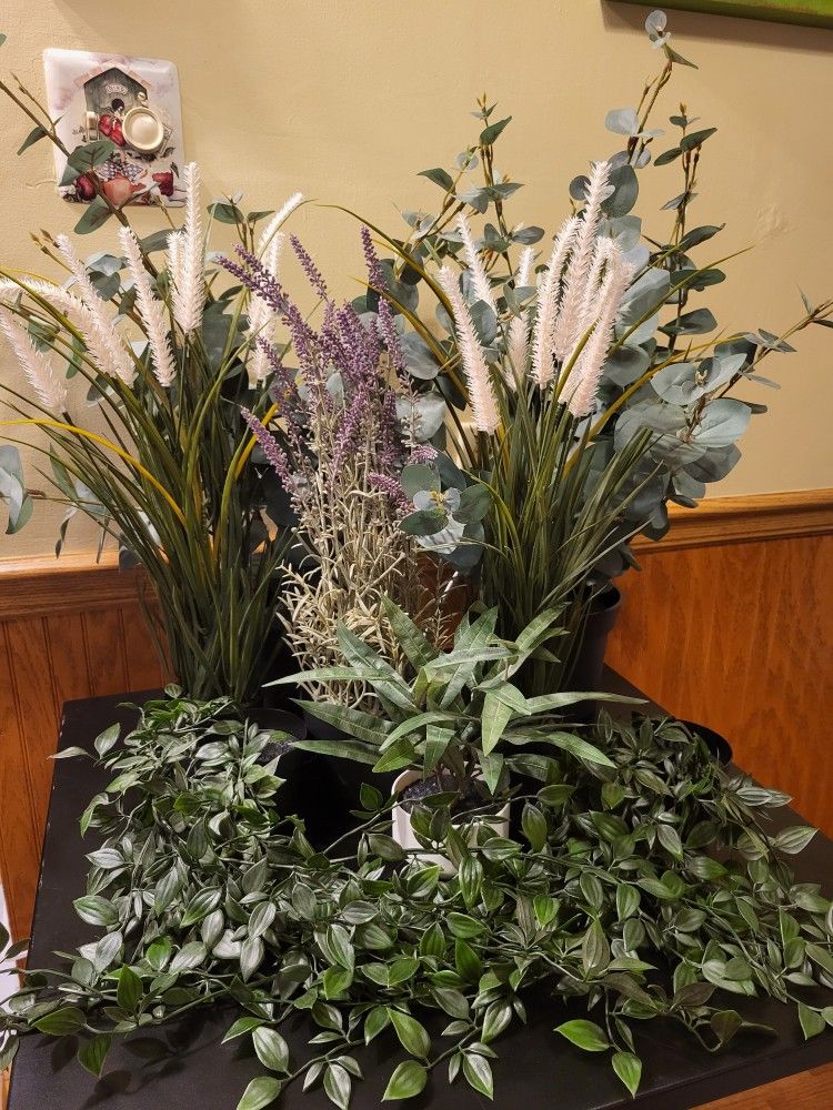 Lot Of 8 Artificial Plants