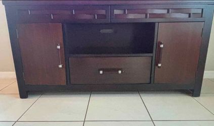 Wine Cabinet