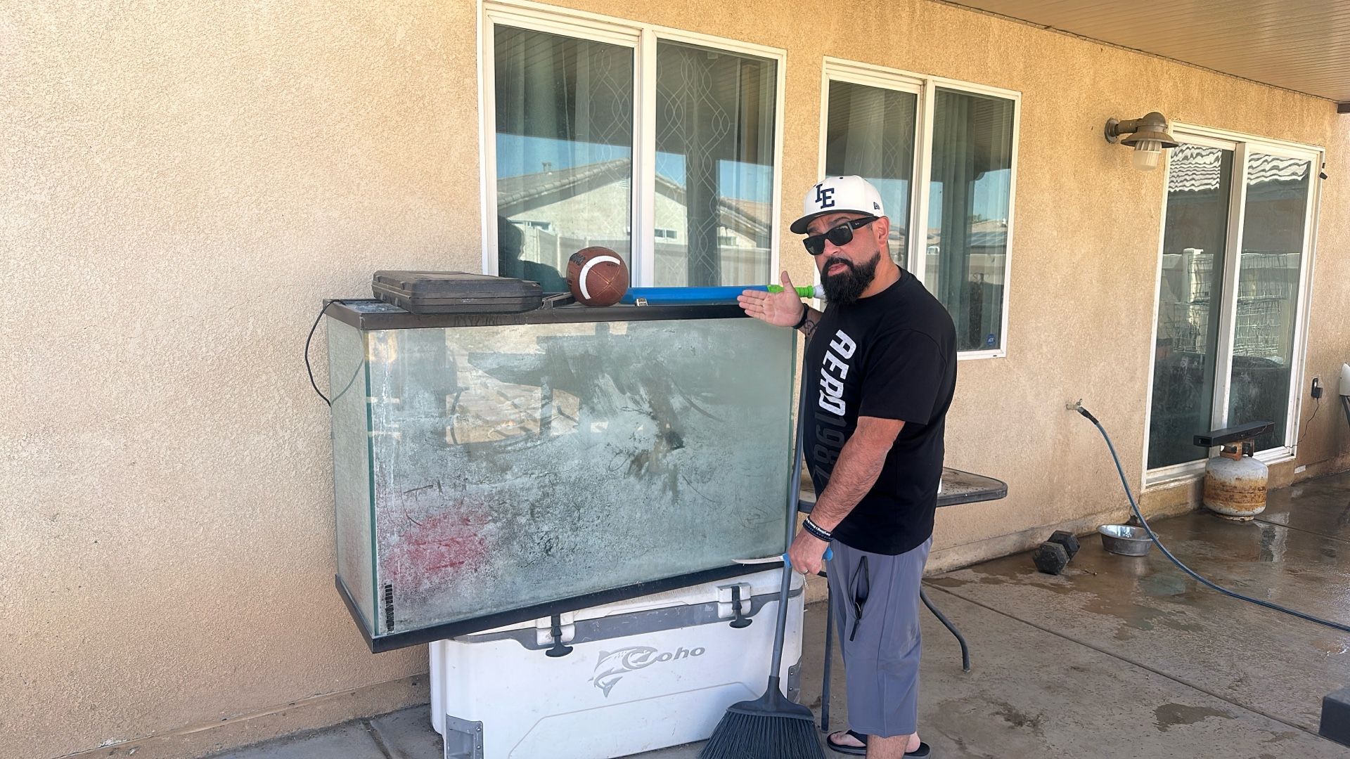 100 Gallon Fish Tank