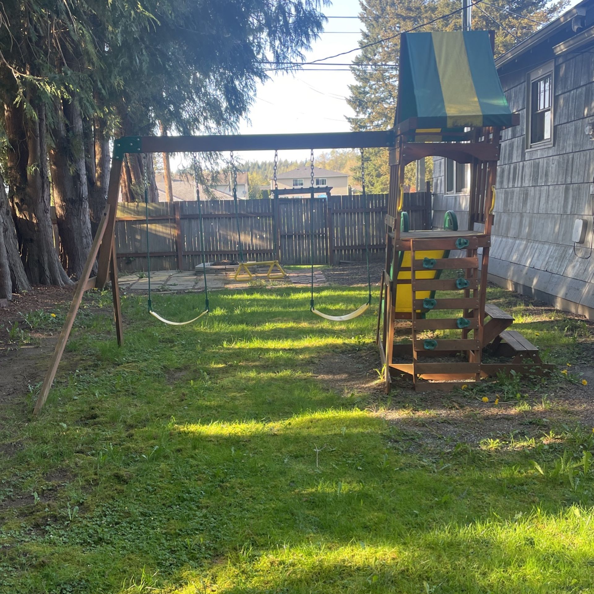 Jungle Gym Slide Swing Set