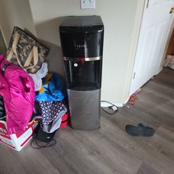 Water Dispenser 