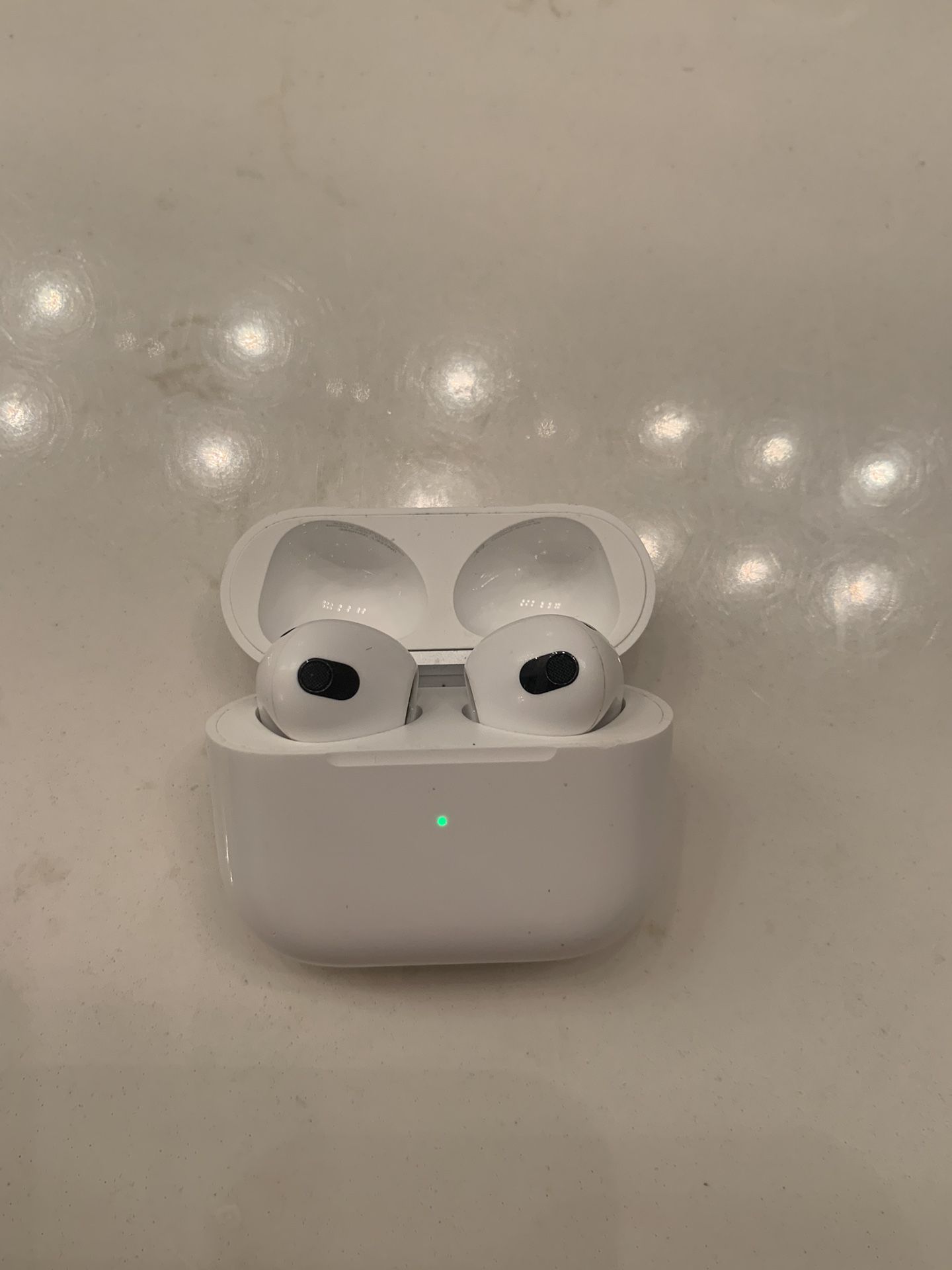 Apple Airpods 3rd Generation with Case