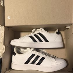 Adidas Superstar Sneakers
