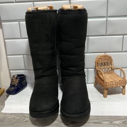 UGG Australia classic tall 5815 black size 9