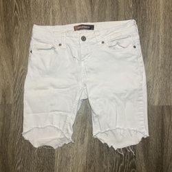 Womens White Cutoff Bermuda Shorts - 5/6