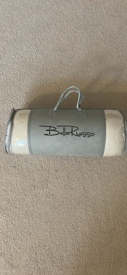 Bella Russo memory foam pillow