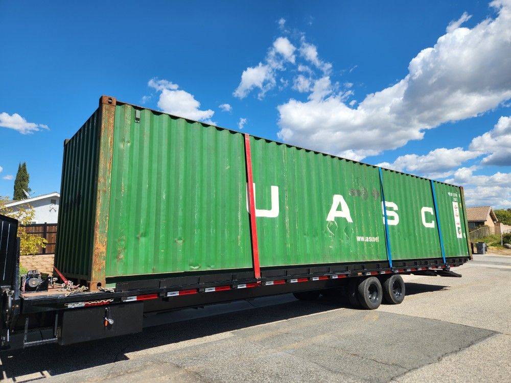 Used & New Shipping Containers