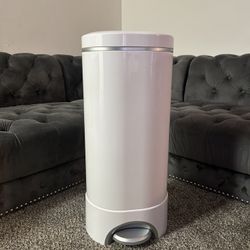 Diaper Pail / Trash 
