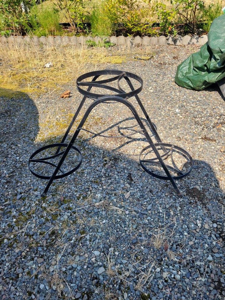 Vintage Metal Plant Stand