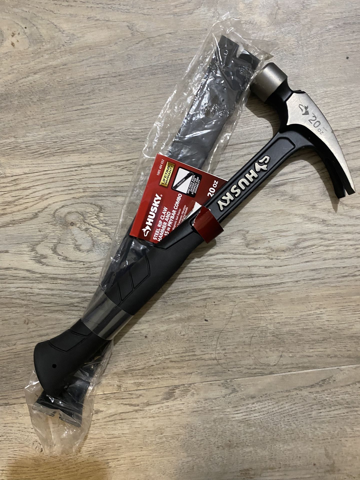Husky Steel RIP Claw Hammer And 15 In Prybar Combo