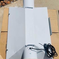 2 Big Grow Lights 💲40 Ea.