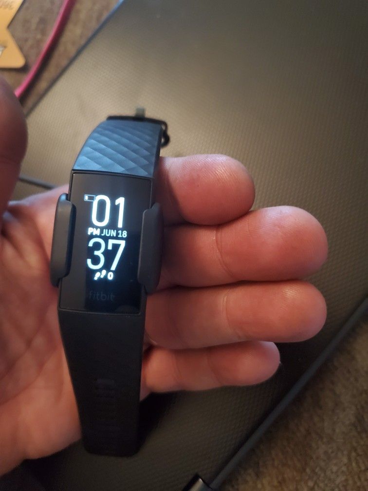 Fitbit Used Only Once Works Great