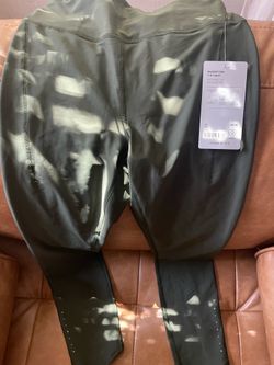 Athleta 7/8 Pacesetter Legging
