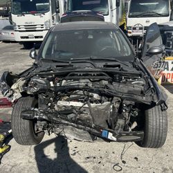 06 Bmw 325i Parting Out