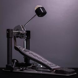 DW 9000 Bass Drum Pedal – Excellent Condition