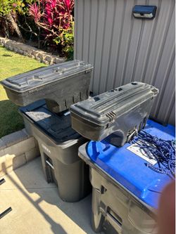 Swing out truck bed tool boxes