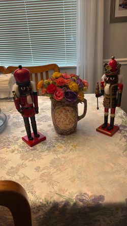 Set of nutcrackers