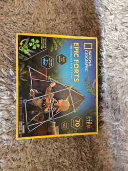 National Geographic Epic Forts 70-Piece Building Kit