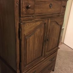 Vintage Queen Bedroom Set