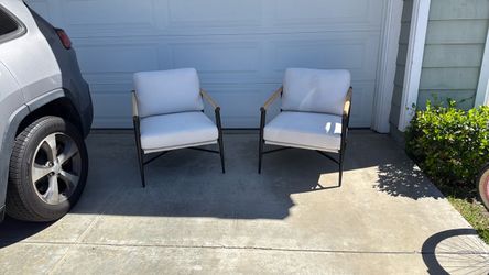 New white cloth chairs