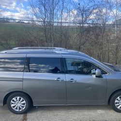 2012 Nissan Quest