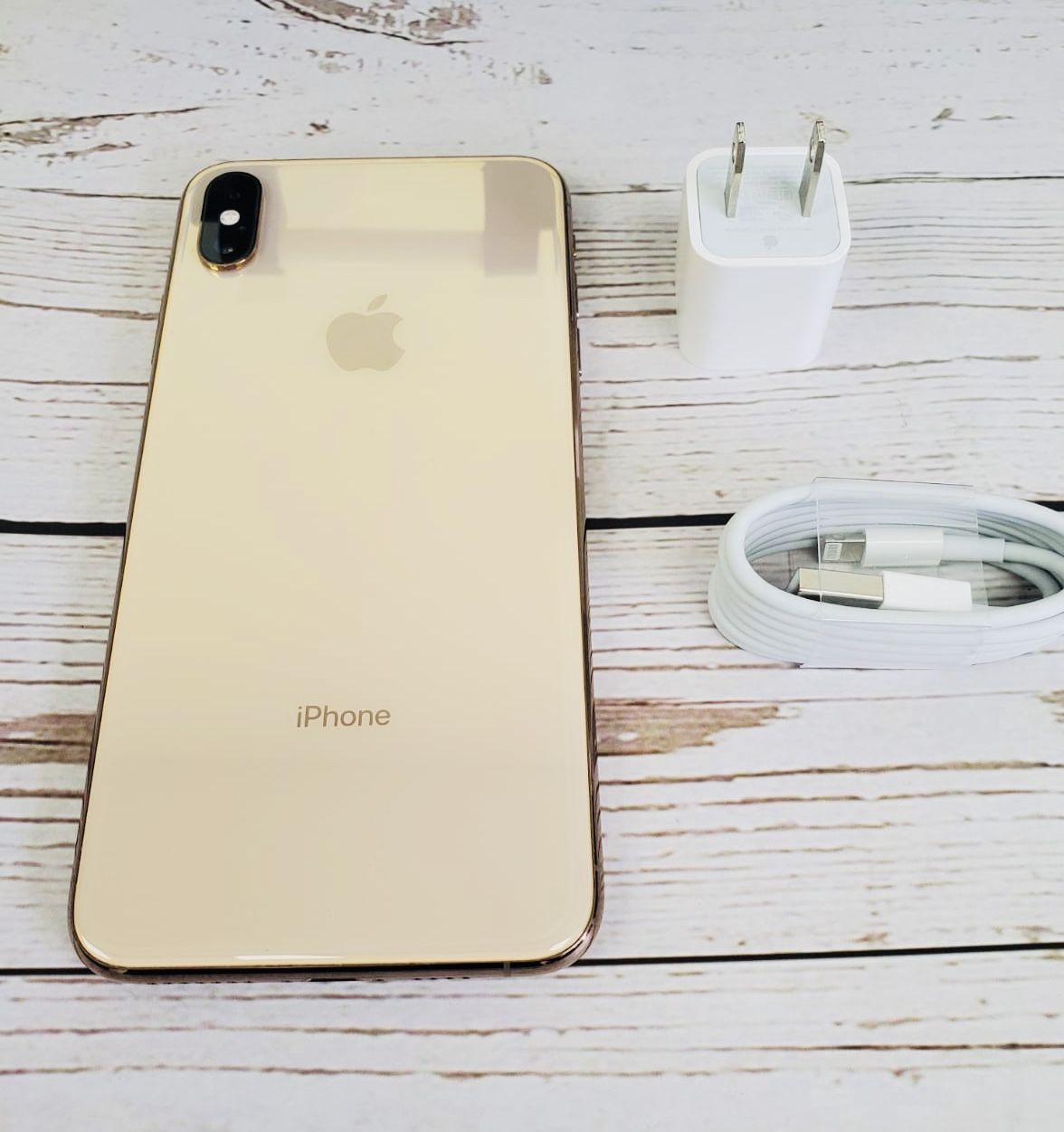 iPhone XS MAX - 64GB- Factory unlocked