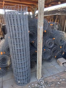 Wire fence