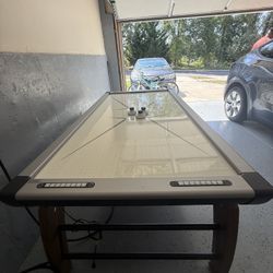 Air Hockey Table
