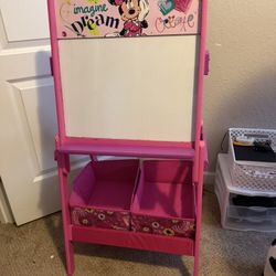 Kid Art Easel 