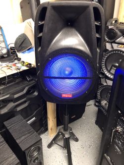 Bocina 12" Recargable con tripie incluido // 12" Bluetooth speaker with tripod included