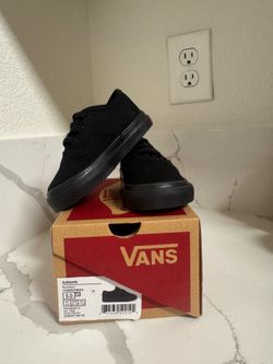 Toddler black vans shoes