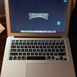 Mac Book 