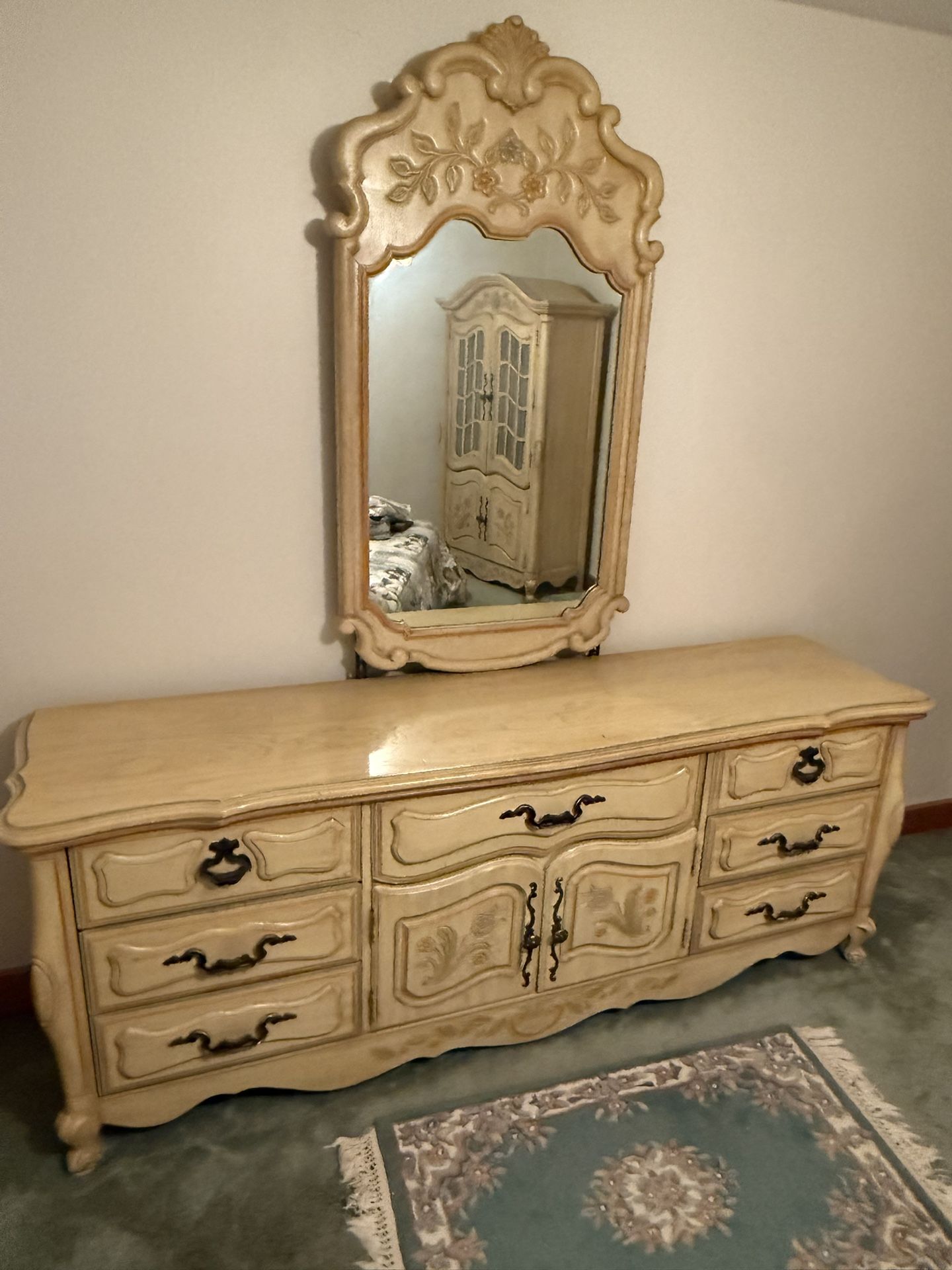 Complete Bedroom Set – Full Bed, Dresser with Mirror & Nightstand