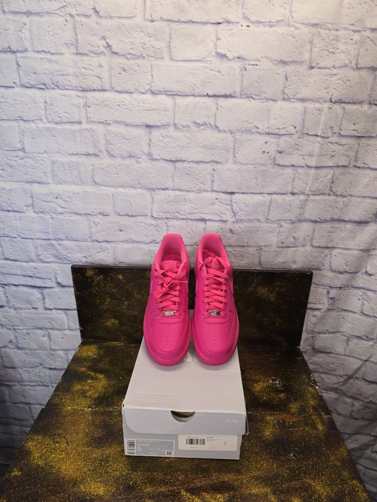Nike Air Force 1 Fireberry 