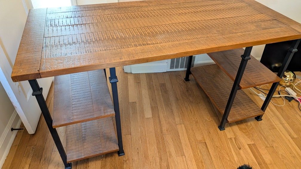 Free Large Computer Desk