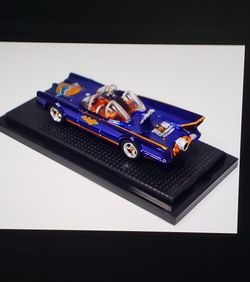 ミニカー HOTWHEELS DREAM Halloween BAT MOBILE Batmobile Violet Dream Halloween (2003) - Hot Wheels - LastDodo