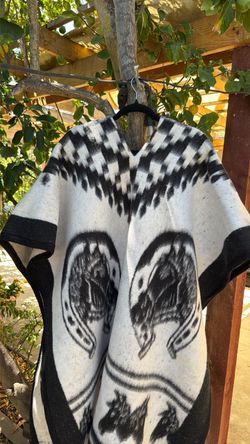 Poncho/ gaban