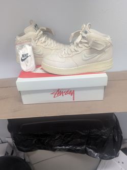 Stussy x Nike Air Force 1 mid Fossil