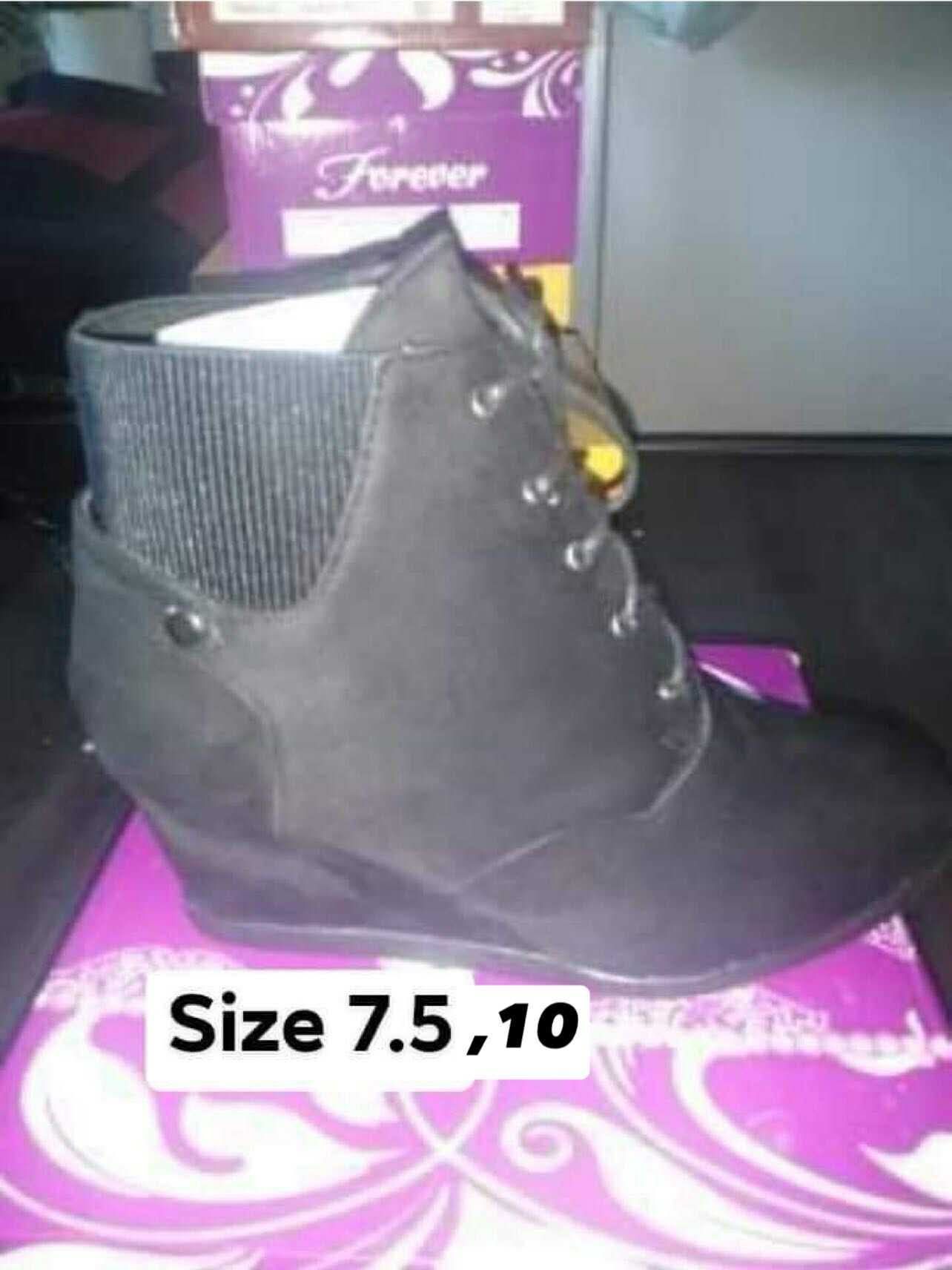 New Women’s Shoes Available In Size 7.5, 10