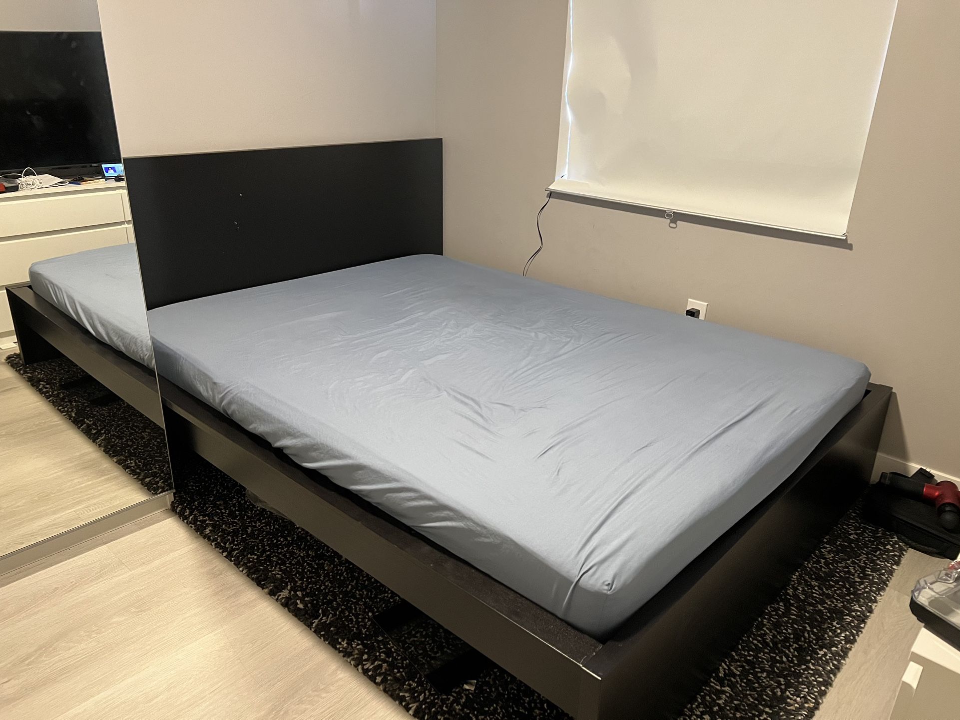 Queen Bed Frame With Under Bed Drawers