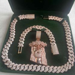 Chain Bracelet And Pendant