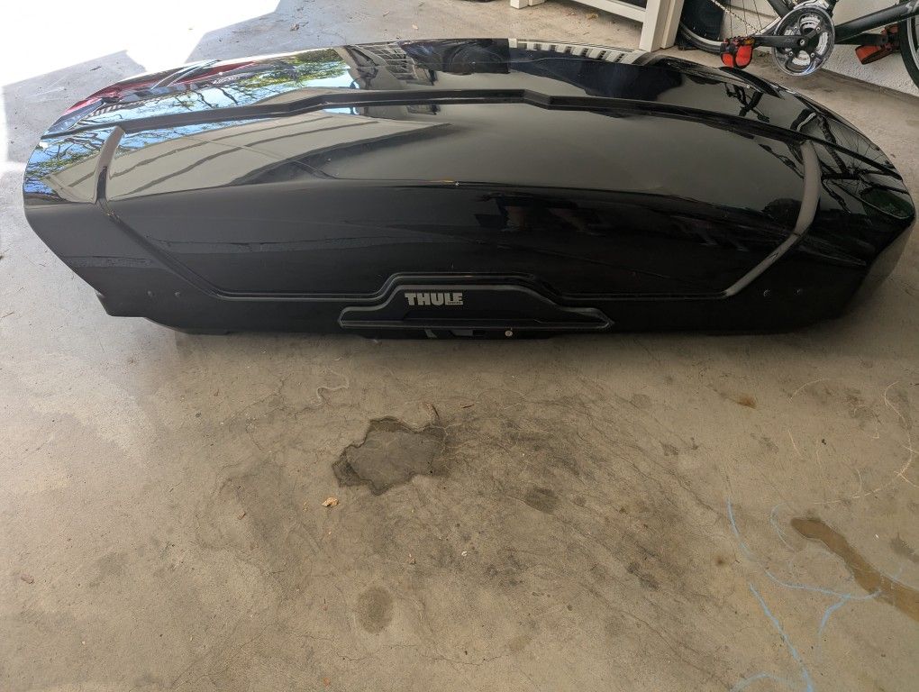 Thule Large Cargo Pod