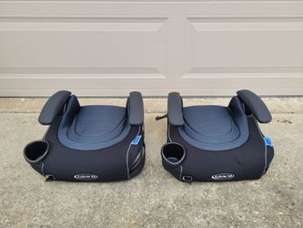 2 Graco car seats