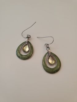 Earings