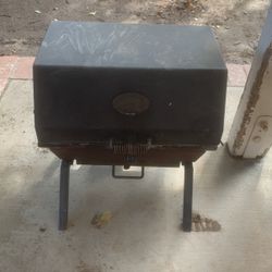 Backyard Classic Mini Grill