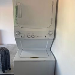 GE Washer And Gas Dryer 