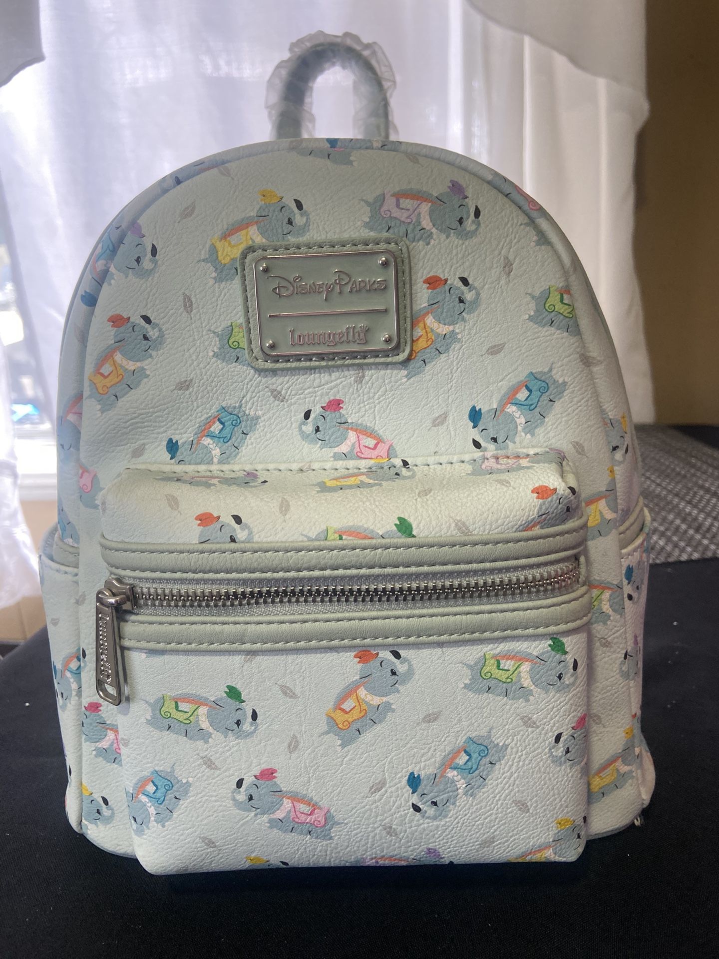 MINNI BACK PACK BAG NEW!!!!